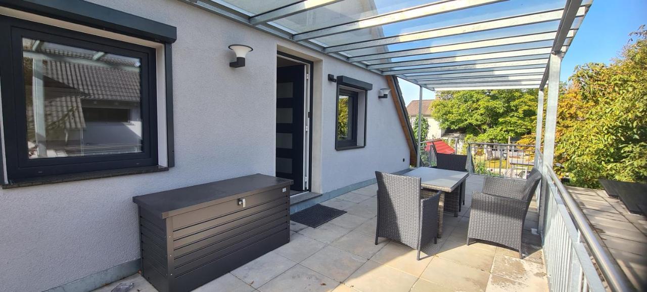 Moderne Ferienunterkunft/Wohnung Burgthann Buitenkant foto