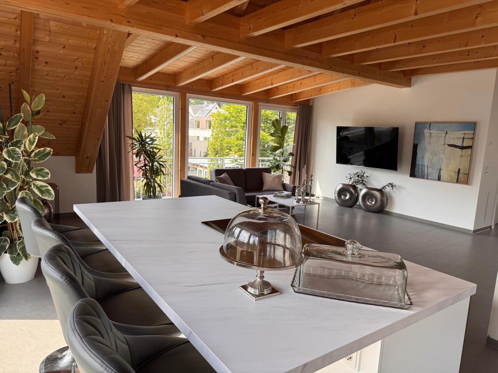 Moderne Ferienunterkunft/Wohnung Burgthann Buitenkant foto